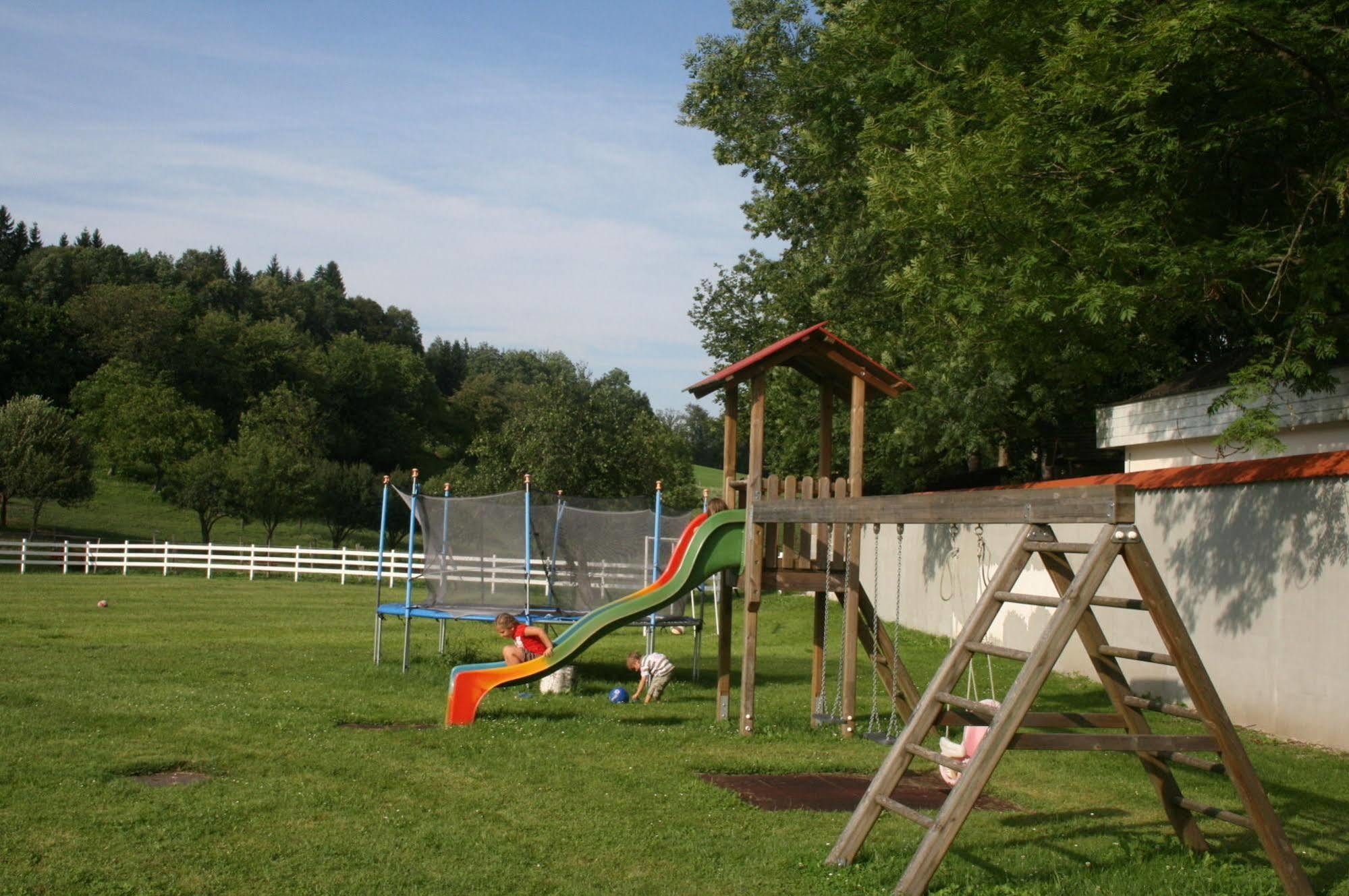 Gut Drasing Hotel Krumpendorf Exterior foto